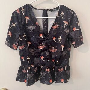 Disturbia Medeina Print Satin Peplum Top V-Neck Size 4